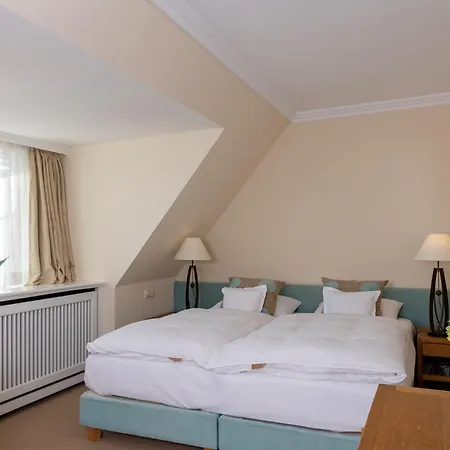 Hotell Benen-diken-hof
