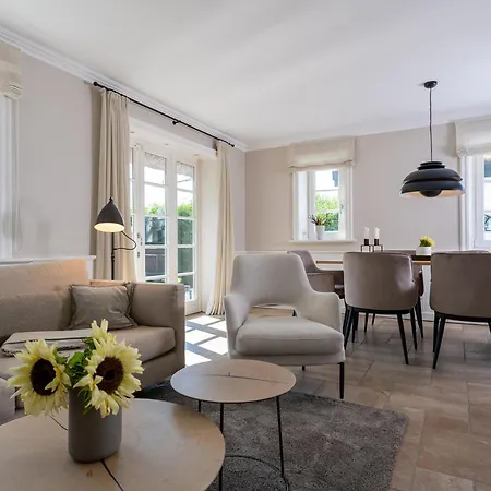 Benen-diken-hof 3*