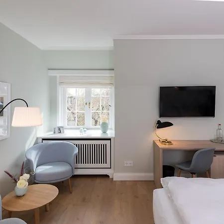 Benen-diken-hof Szálloda 5*